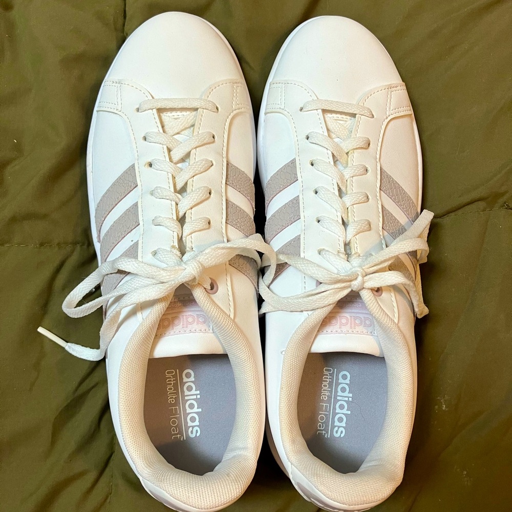 adidas cloud foam shoes